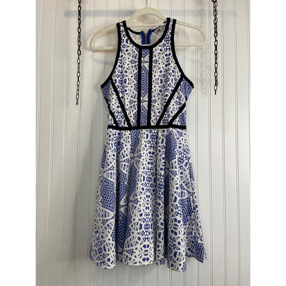Parker Hudson Fit & Flare Dress Blue & White Cut Out Short Cocktail Size 6 - Picture 2 of 9